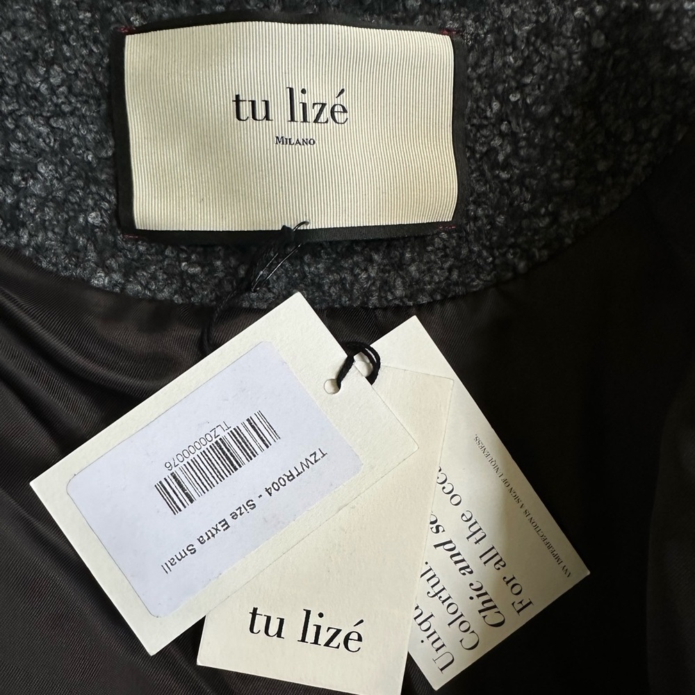 Tu Lize checkered crochet coat - Picture 8 of 8